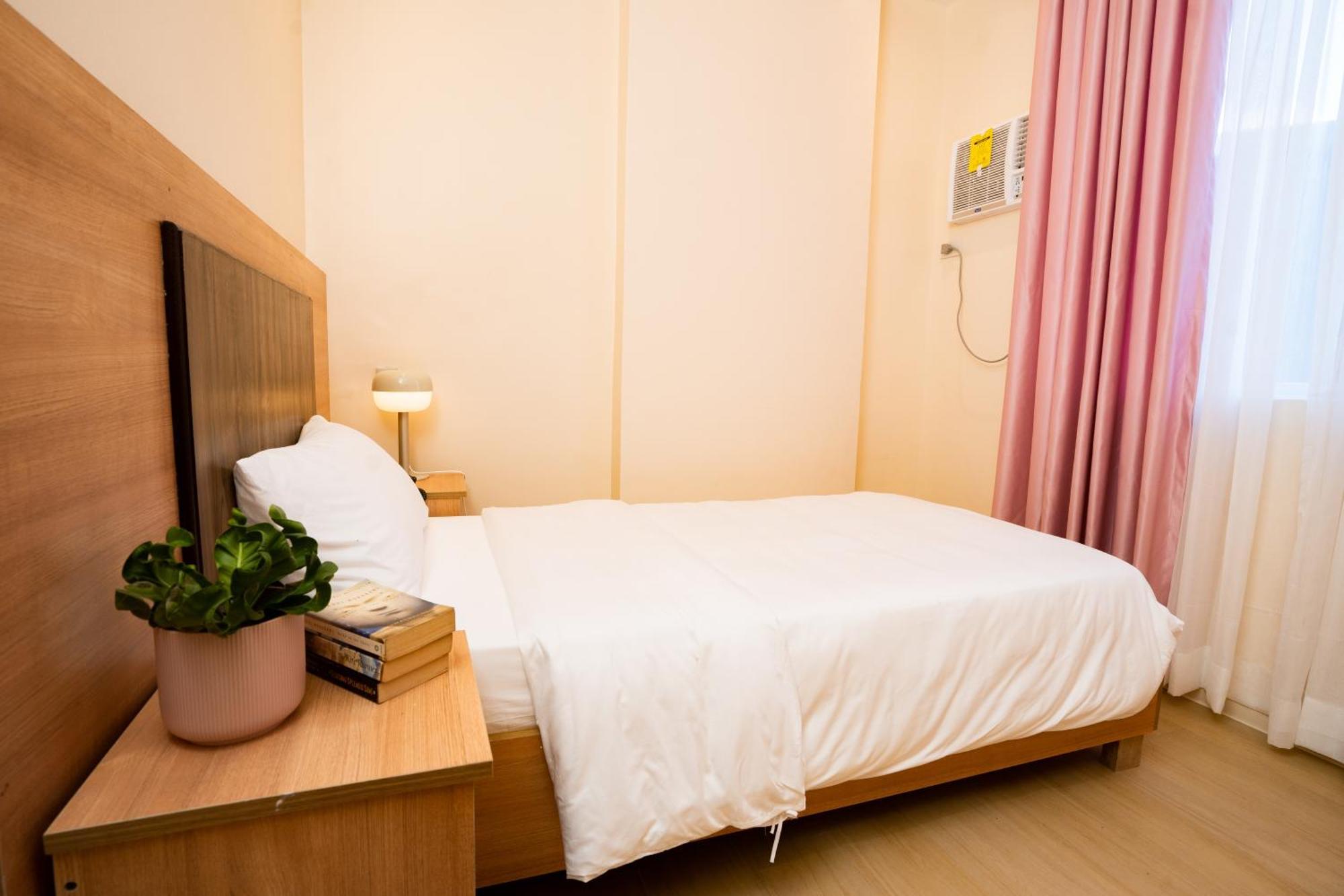 Jvj Hotel Batangas Екстер'єр фото
