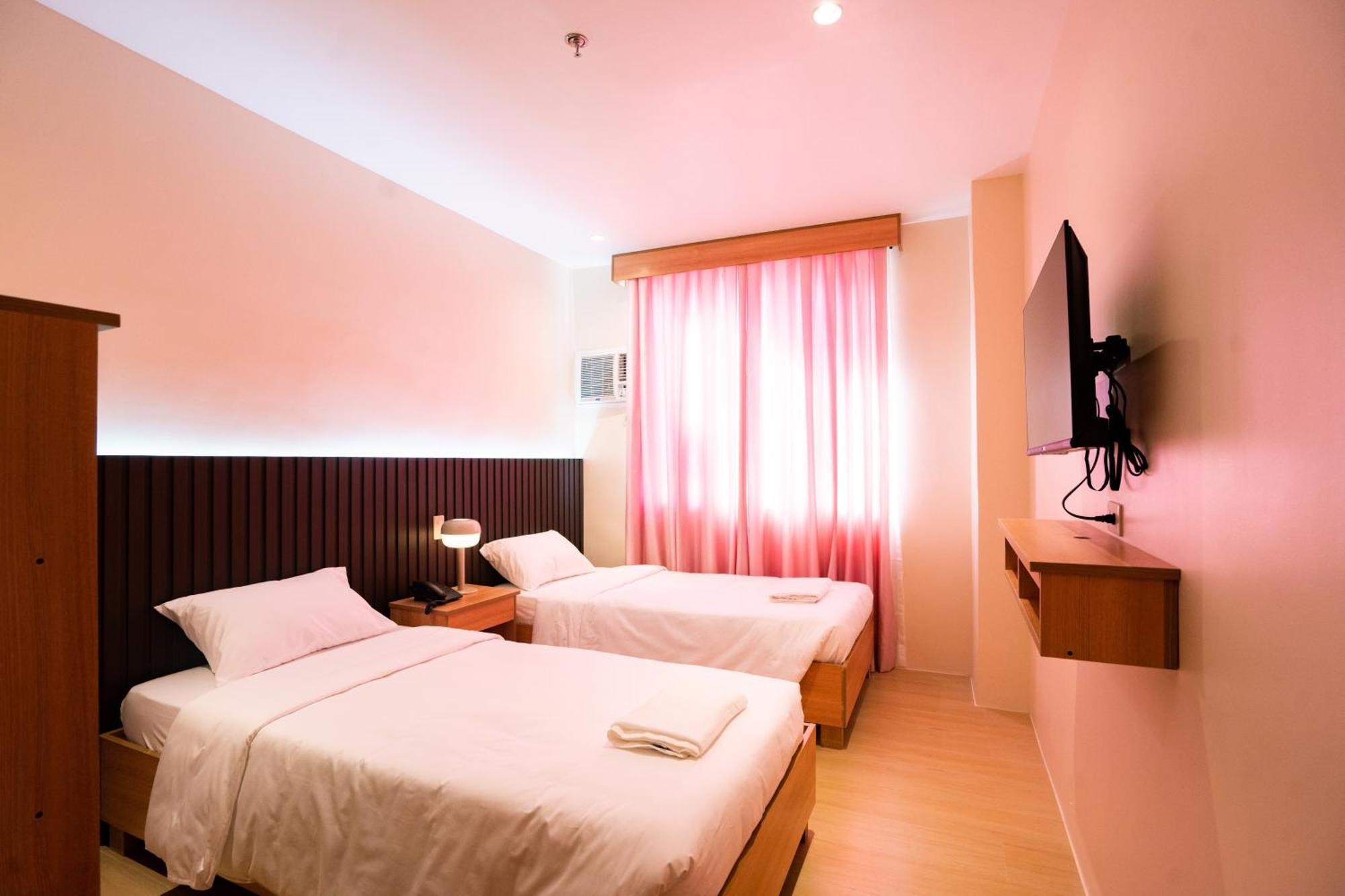 Jvj Hotel Batangas Екстер'єр фото